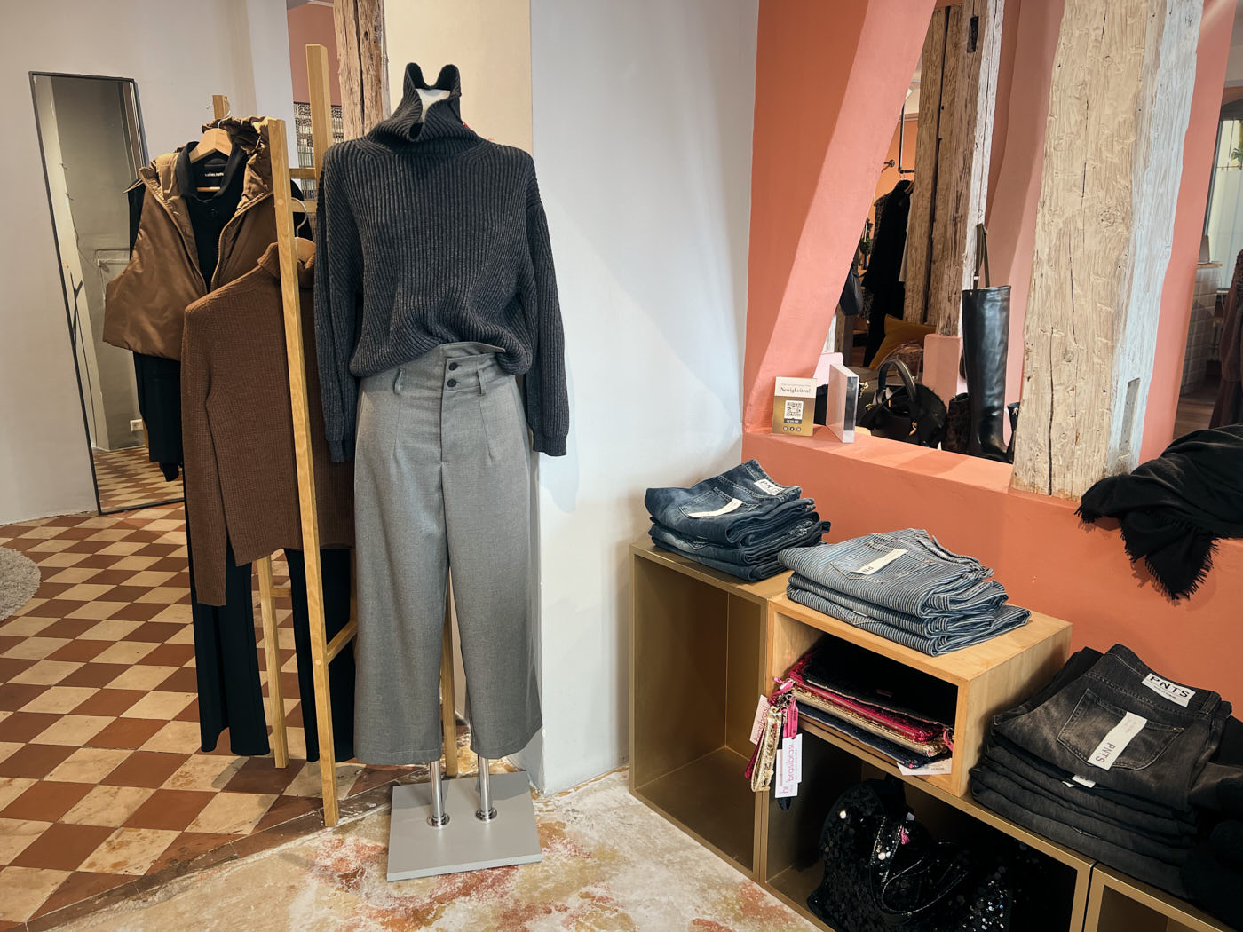 P8-HerbstWinter-2025- 13