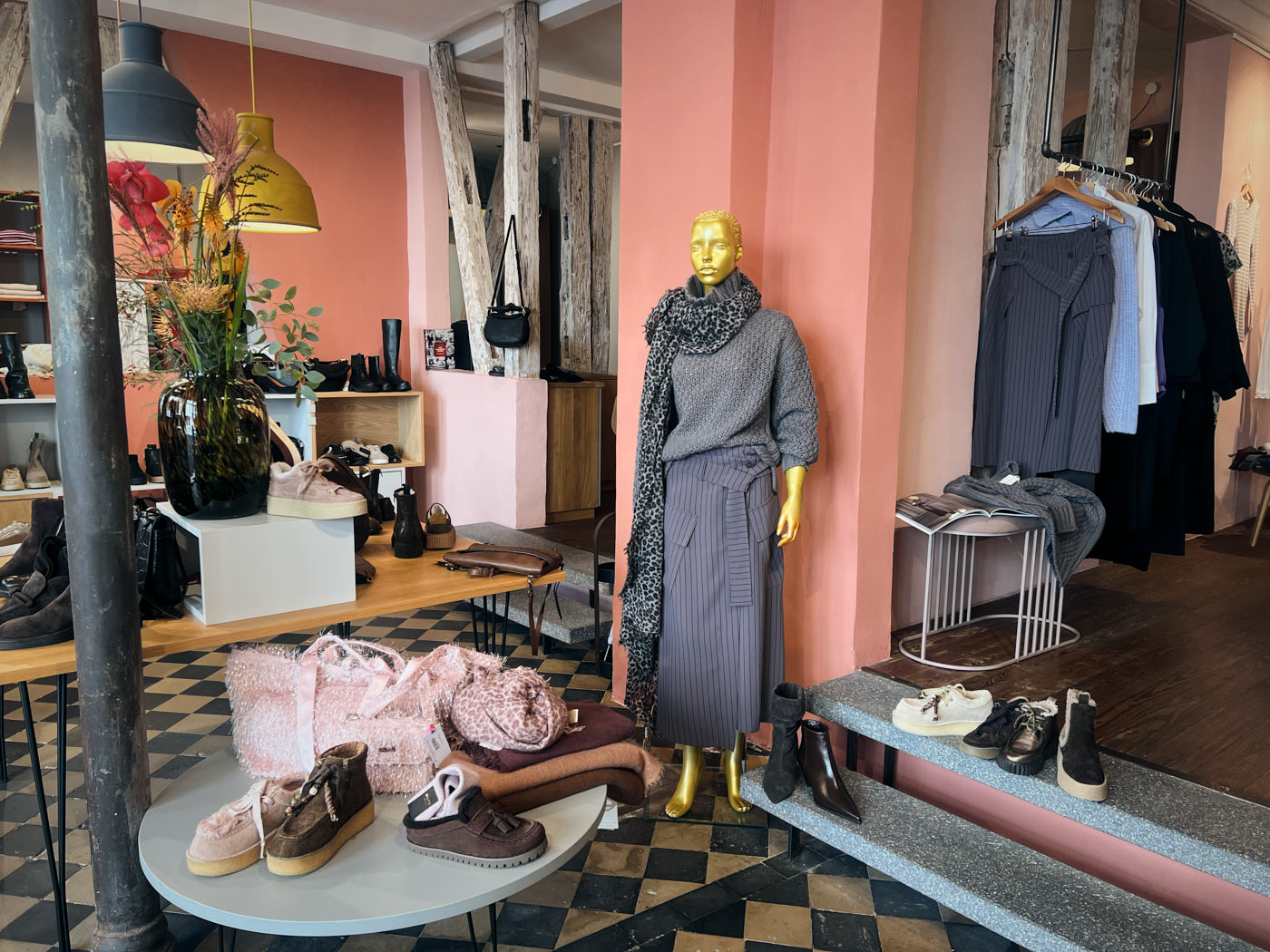 P8-HerbstWinter-2025- 7